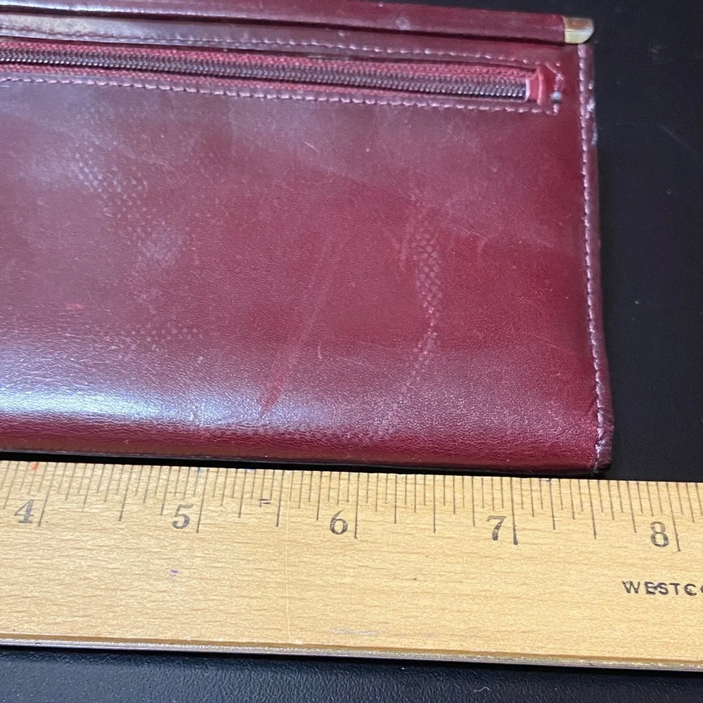 Vintage Anne Klein by St. Thomas Burgundy Leather wallet